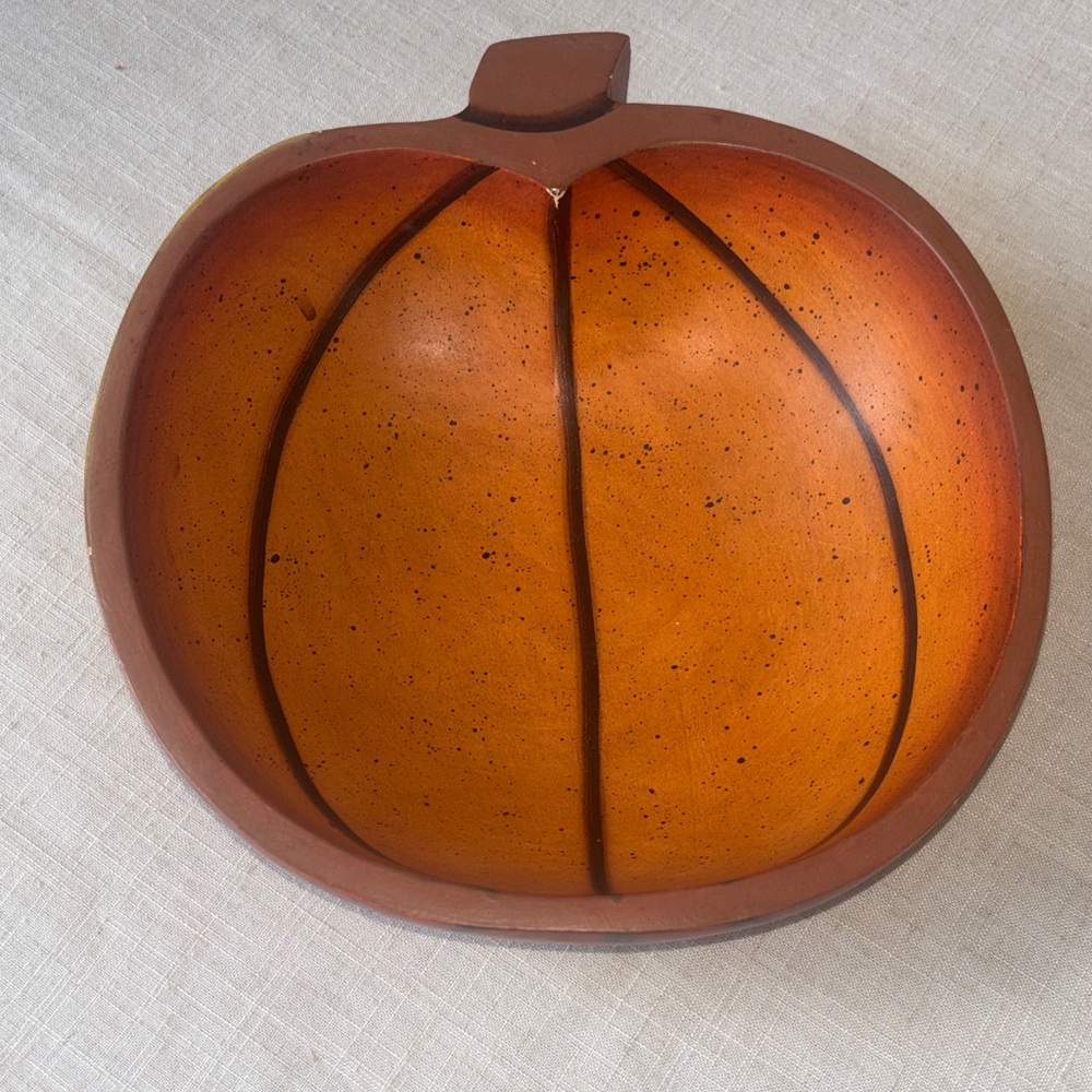 Pumpkin Shaped Decorative Bowl